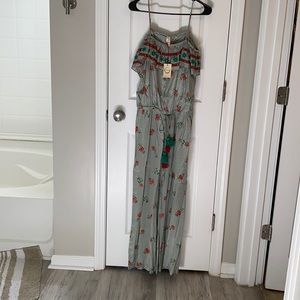 Light green jumpsuit(new)